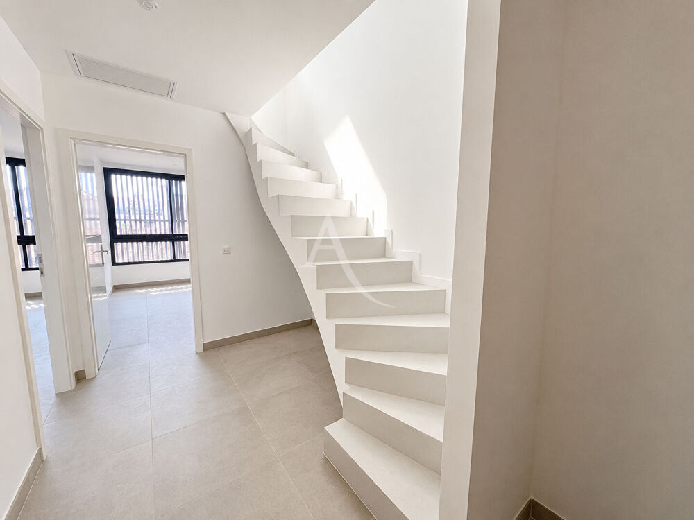 Vente Appartement Triplex à proximité immédiate de Cannes Banane, des commerces et des plages Cannes