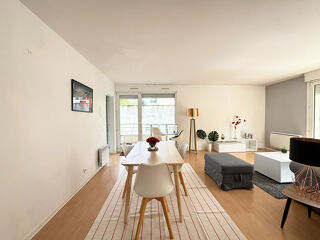  Appartement à louer 2 pièces 55 m²