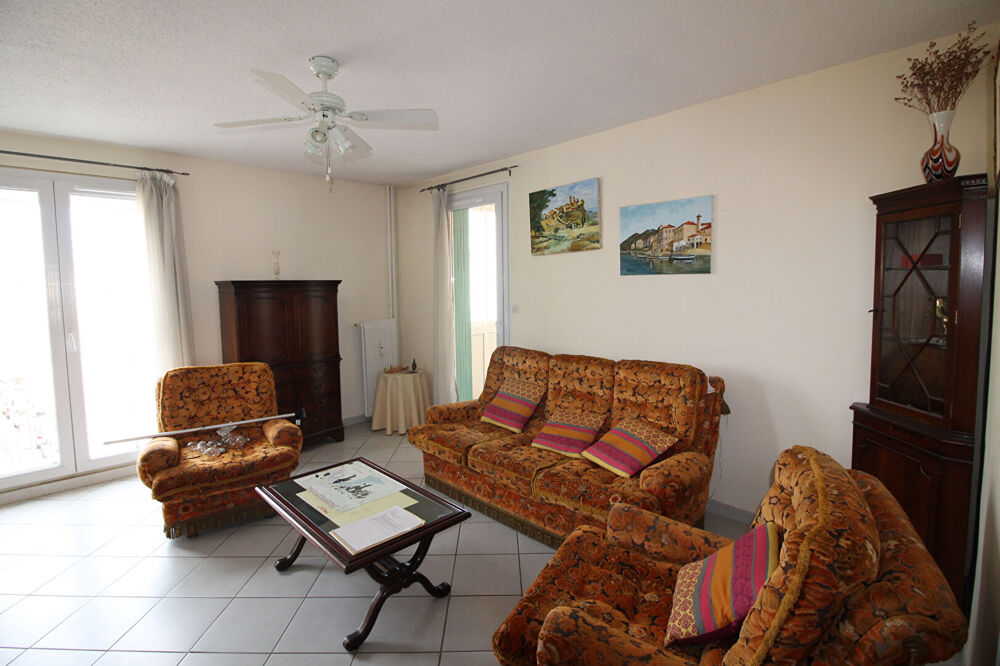 EXCLUSIVITE NIMES QUARTIER GREZAN Bel appartement P5 de 88,66m² avec ascenseur et cave .