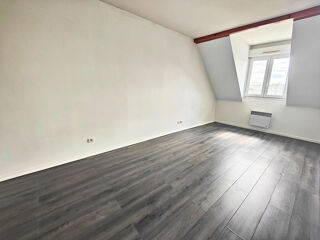  Appartement à louer 2 pièces 53 m² Melun