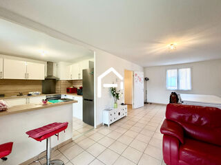 Maison à louer 4 pièces 86 m²
