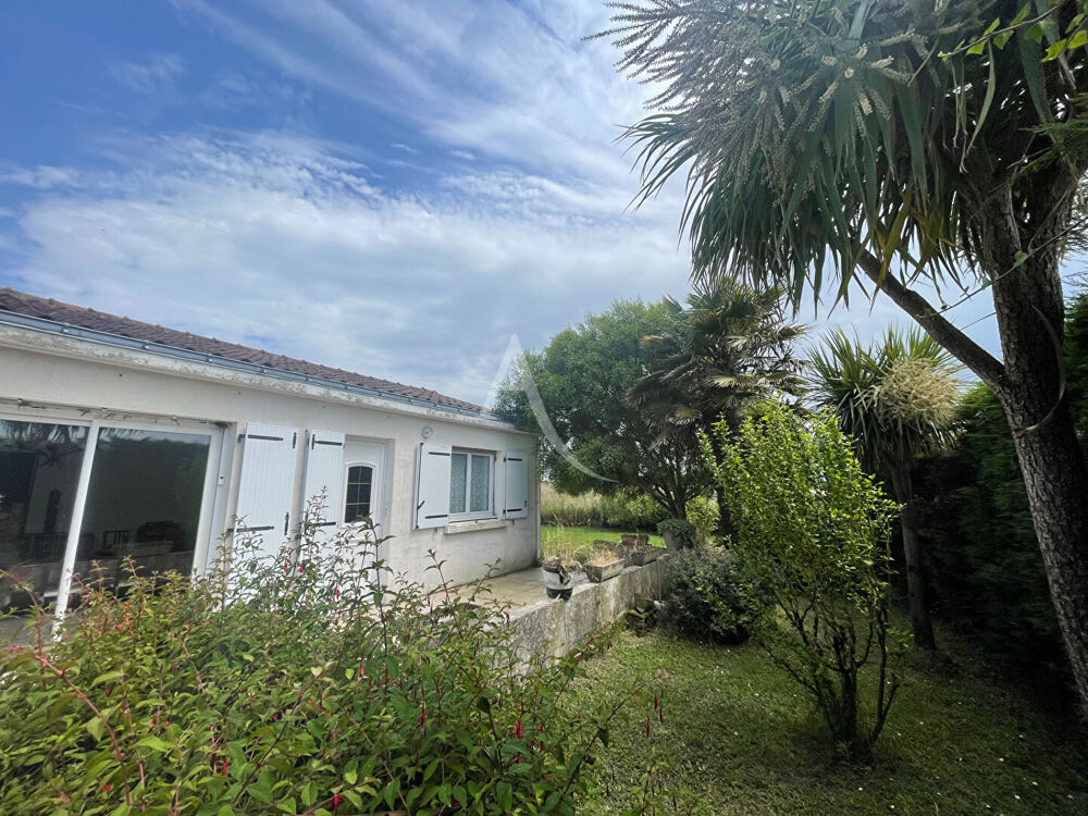 Maison La Chaize Giraud