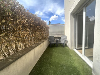  Appartement à louer 1 pièce 33 m²