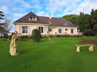  Villa Les Herbiers (85500)