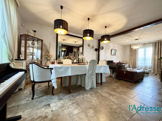  Maison � vendre 9 pi�ces 235 m�