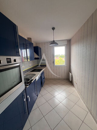  Appartement à louer 3 pièces 70 m²