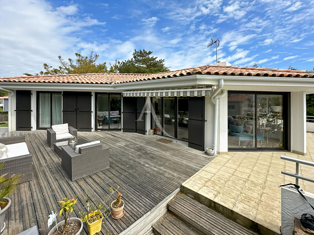 Maison d'architecte entièrement rénovée en 2015 à deux pas des plages ! Saint Jean De Monts