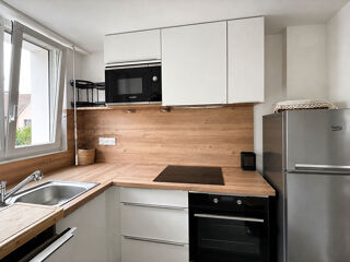  Appartement à louer 2 pièces 37 m²