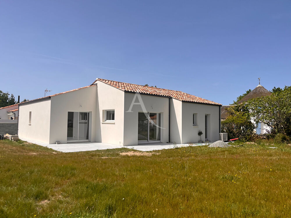 Location Maison MAISON NEUVE  DE PLAIN PIED 3 chambres 10 minutes de ST GILLES Le fenouiller