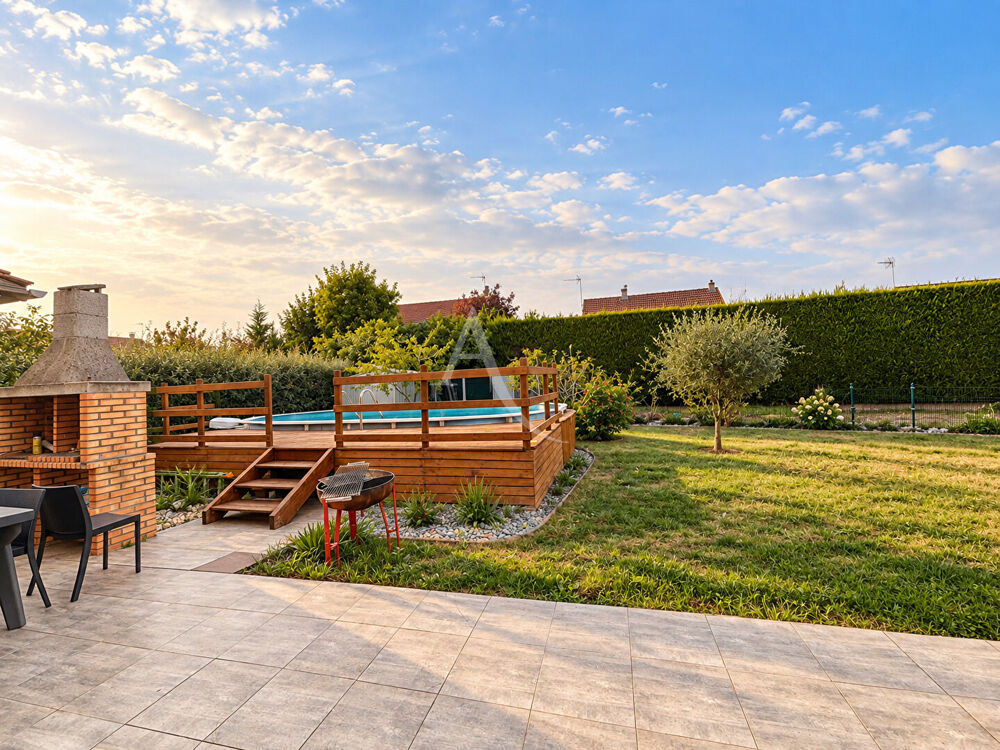 Vente Maison Maison familiale de 165 m² avec piscine ? Barjouville Barjouville