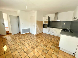  Maison à louer 3 pièces 74 m²