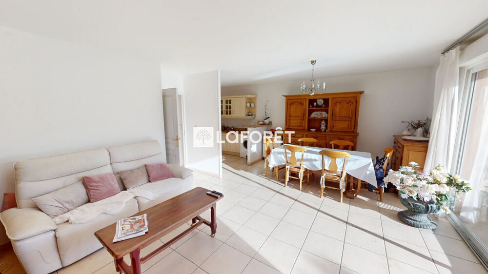 Appartement Frejus 116m2 avec Garage, jardin et parking libre