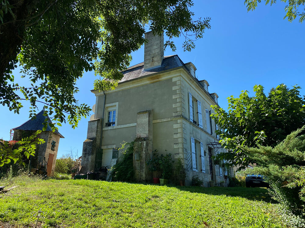 REGION BRANTOME Maison St Pierre De Cole 7 pièce(s) 220 m2