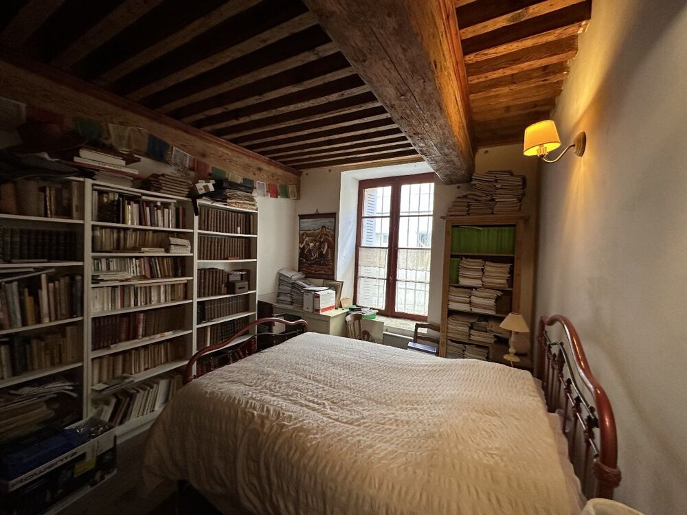 Vente Appartement Emplacement premium au coeur d'Avignon, à quelques pas du Palais des Papes. Avignon