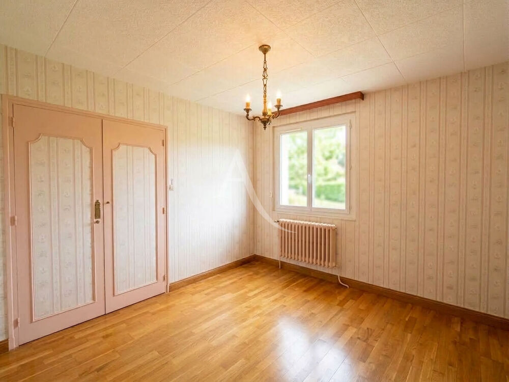 Vente Maison EN VENTE - GARCHIZY - Maison  4 chambres sur sous-sol Garchizy