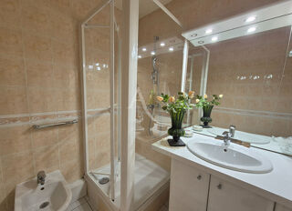  Appartement  vendre 2 pices 57 m