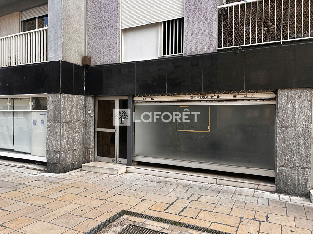   Local commercial Paris 5 pièces 105,25 m2 