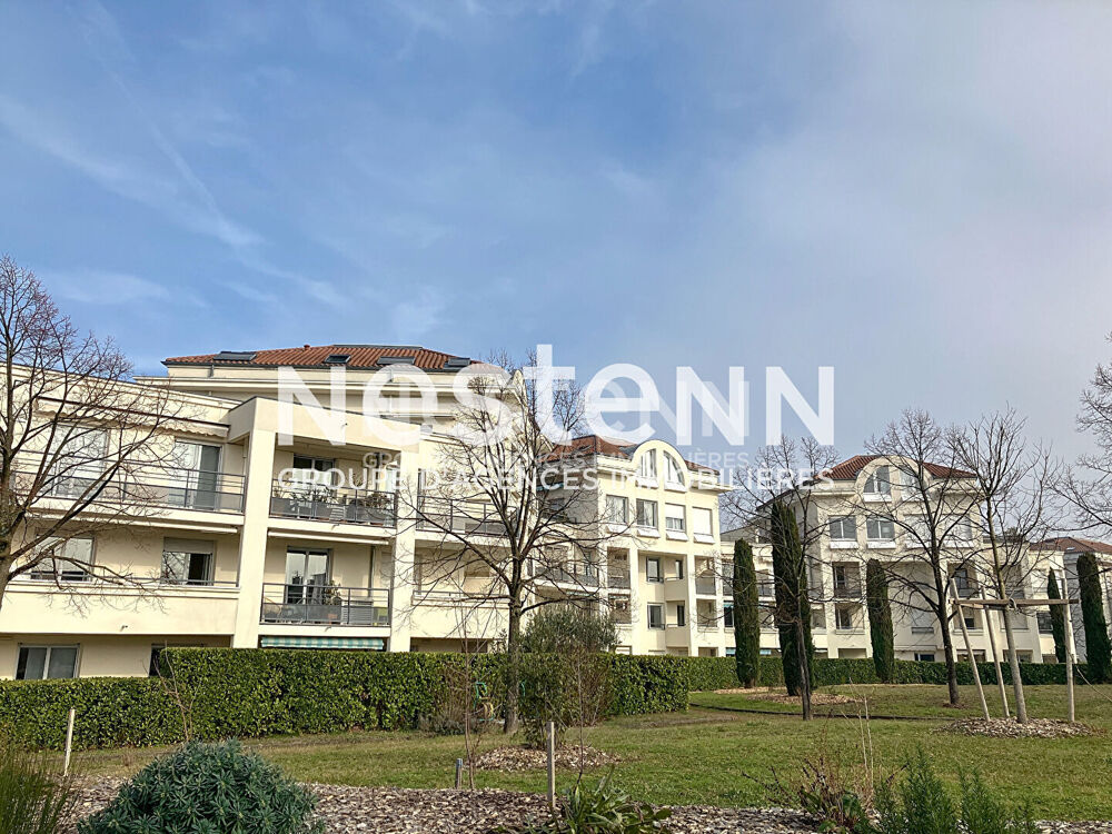 Vente Appartement Toit Terrasse Appartement Duplex type 5 pièces avec 3 Chambres Cave Parking et Garage Fort de Bron - 69500 BRON Bron
