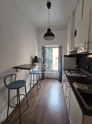  Appartement à louer 3 pièces 45 m²