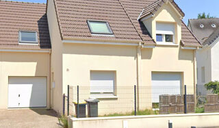  Maison à louer 6 pièces 106 m²