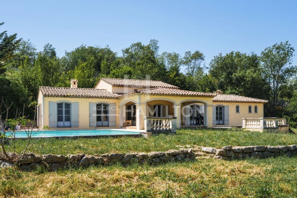 Vente Maison Villa traditionnelle de plain pied Châteauneuf-grasse