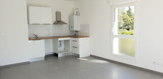  Appartement à louer 2 pièces 44 m²