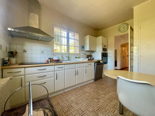  Maison � vendre 8 pi�ces 218 m�