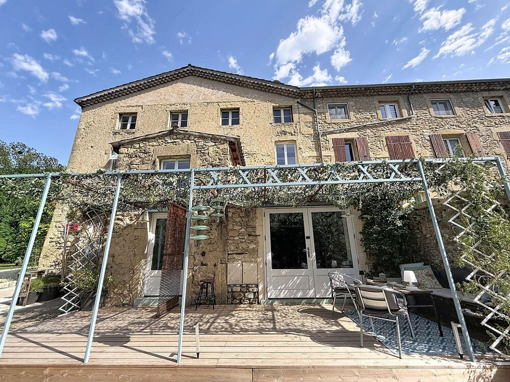 Vente Appartement DUPLEX DE 181 M² AVEC PARC ARBORE DE 9588 M² Grane
