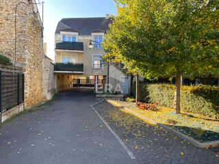  Parking / Garage  vendre 