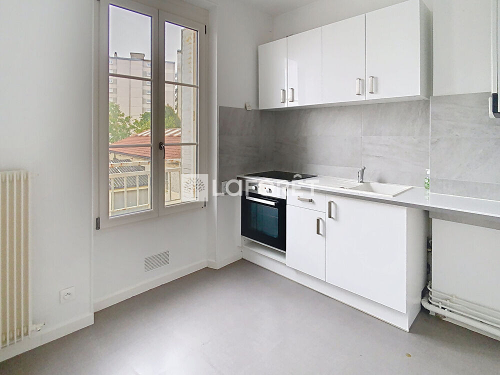 Appartement a louer chalons-en-champagne - 2 pièce(s) - 47 m2 - Surfyn