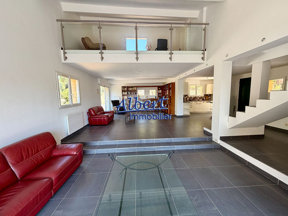 Vente Maison Villa Ollioules 7 pièce(s) 195 m2 Ollioules