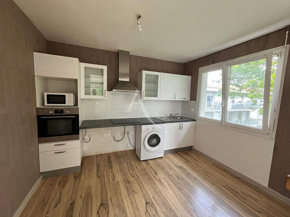 Vente Appartement A VENDRE - EXCLUSIVITE - CHALLANS - Appartement - proximite grande surface - 3 pièces - 68 m² Challans