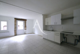  Appartement à louer 3 pièces 55 m²