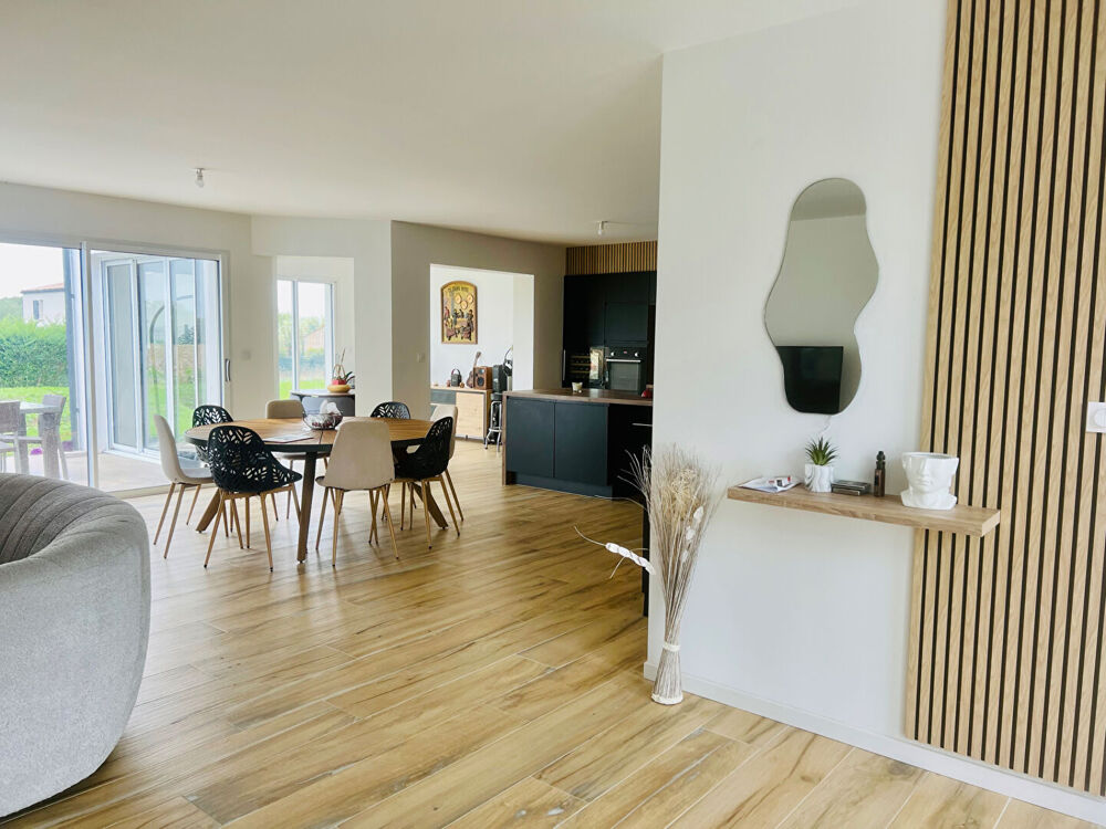 Maison Saint Nazaire Sur Charente 6 pièce(s) 149 m2