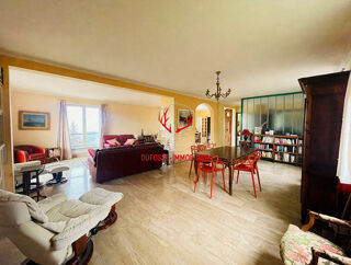 Vente Maison VAL D'OINGT (69620)  Belle Propriété Familiale avec Espace Indépendant 87 m² pour activité Libérale et Gîte de 62 m², sur 2 400 Le bois d oingt