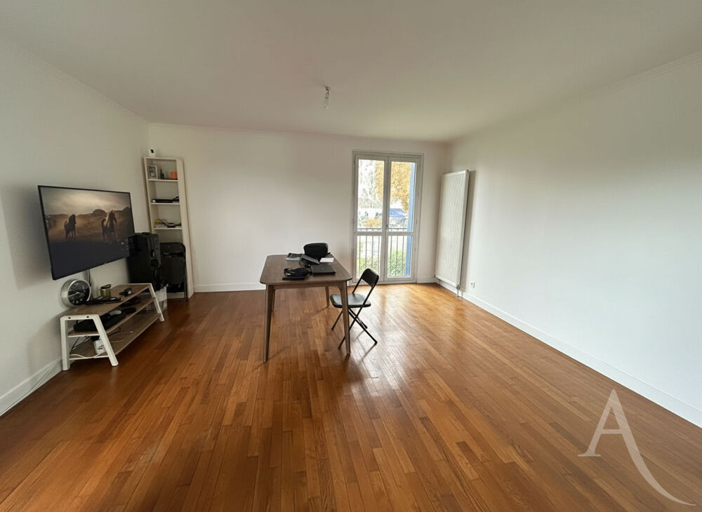 Vente Appartement Appartement 3 pièces, actuellement loué située au centre ville de Mantes la jolie Mantes la jolie