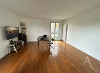 Vente Appartement Appartement 3 pièces, actuellement loué située au centre ville de Mantes la jolie Mantes la jolie