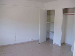  Appartement à louer 2 pièces 47 m²