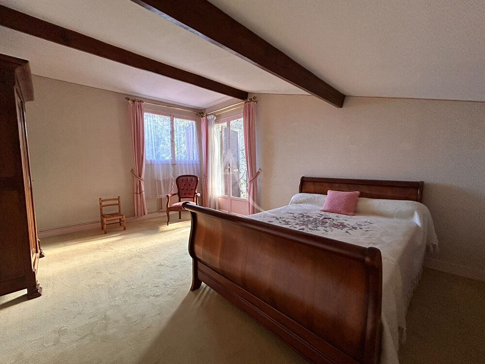 Vente Maison Maison Saint Medard En Jalles 6 pièce(s) 154.97 m2 Saint medard en jalles