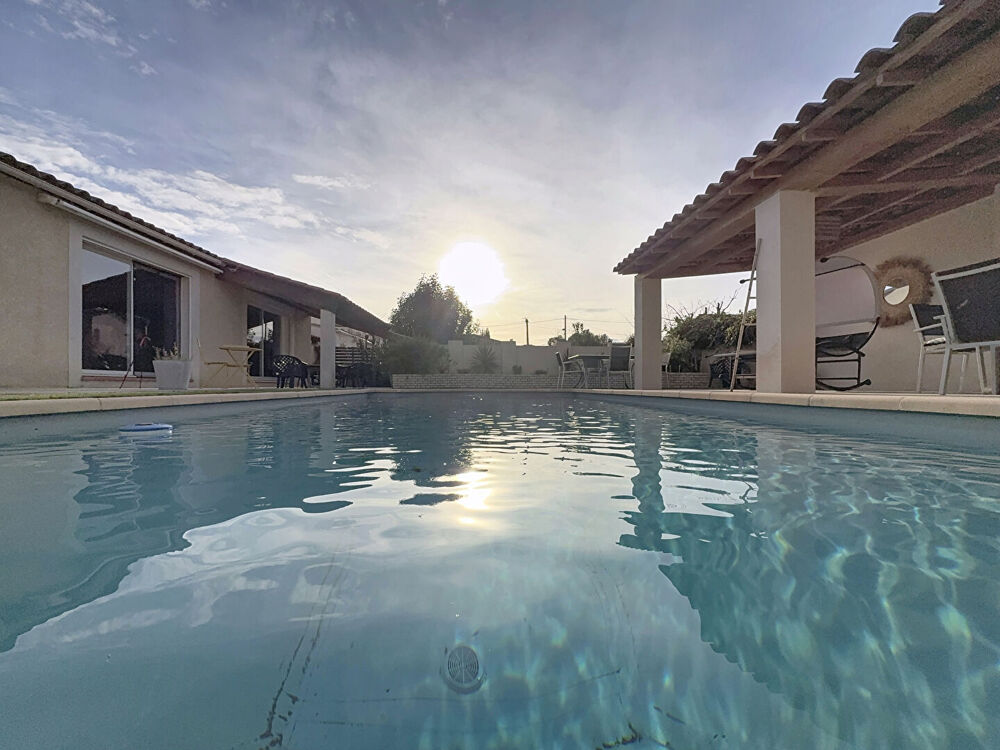 � vendre  Maison Aubagne (13400)