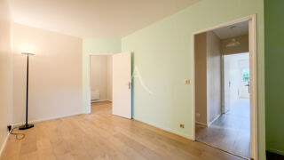 Appartement à louer 3 pièces 75 m²