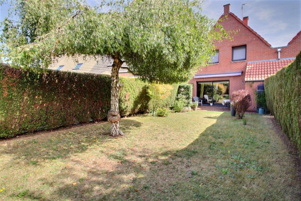 Vente Maison Maison Sequedin 82m² au sol - semi individuelle - 3 chambres - jardin - garage et 2 places de stationnement Sequedin