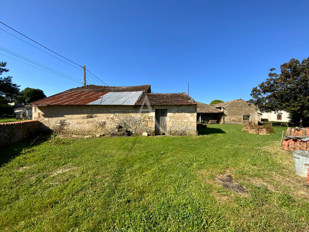 Ensemble immobilier de caractère à rénover
