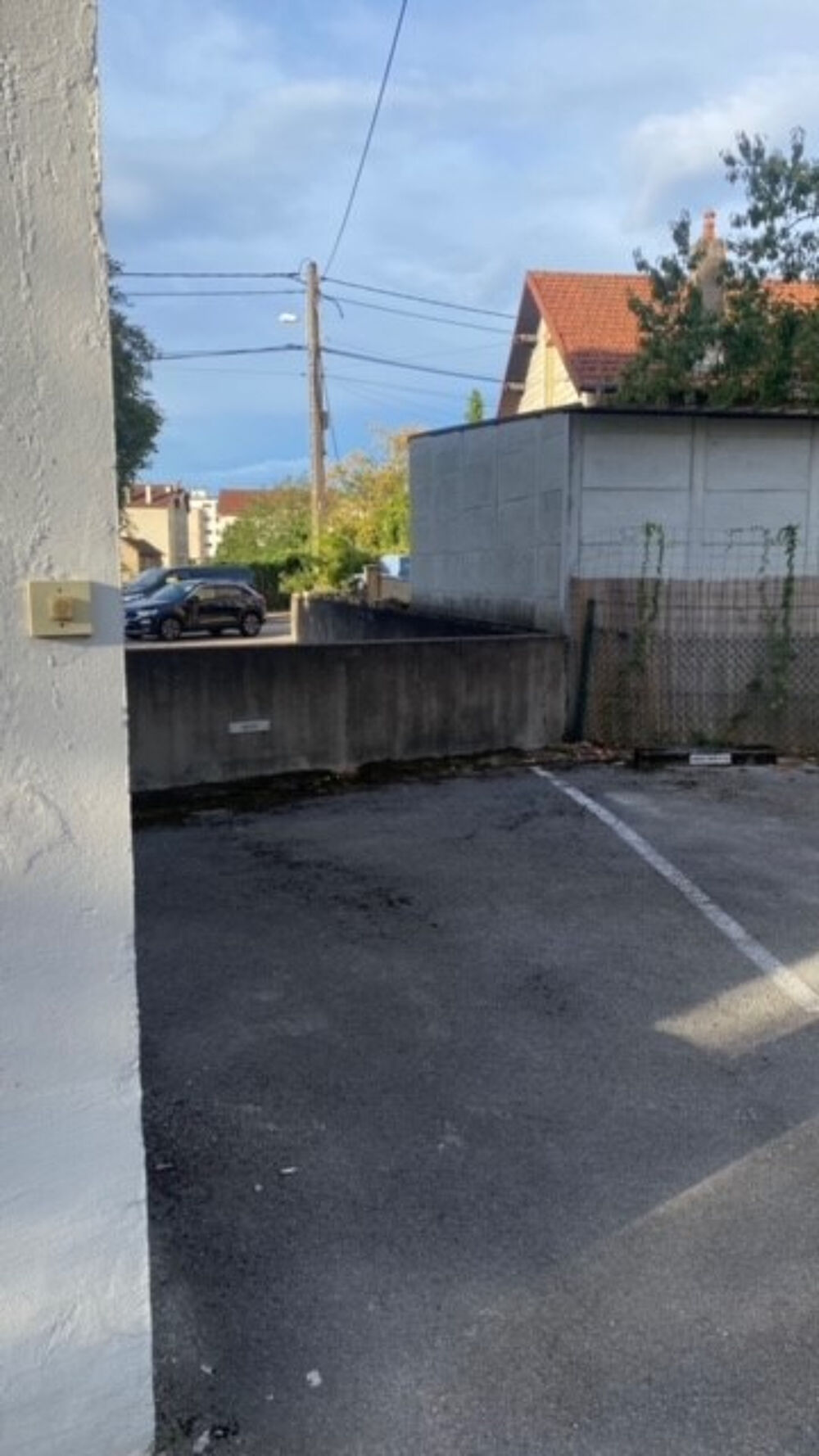 Location Parking/Garage Parking / box Besancon