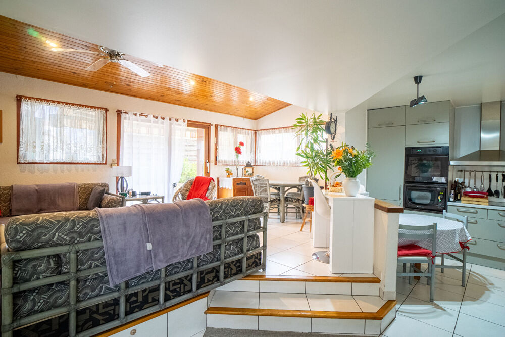 Ensemble immobilier 270 m² Fontaine
