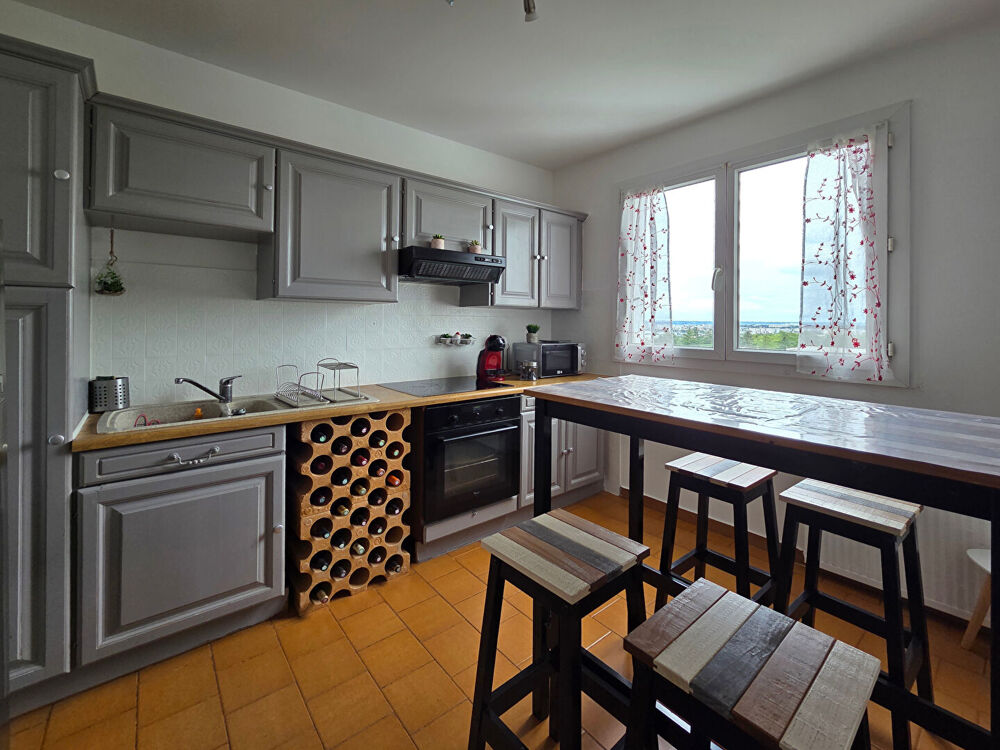 Vente Appartement T5 de 92 m² sur la commune de Vénissieux Venissieux