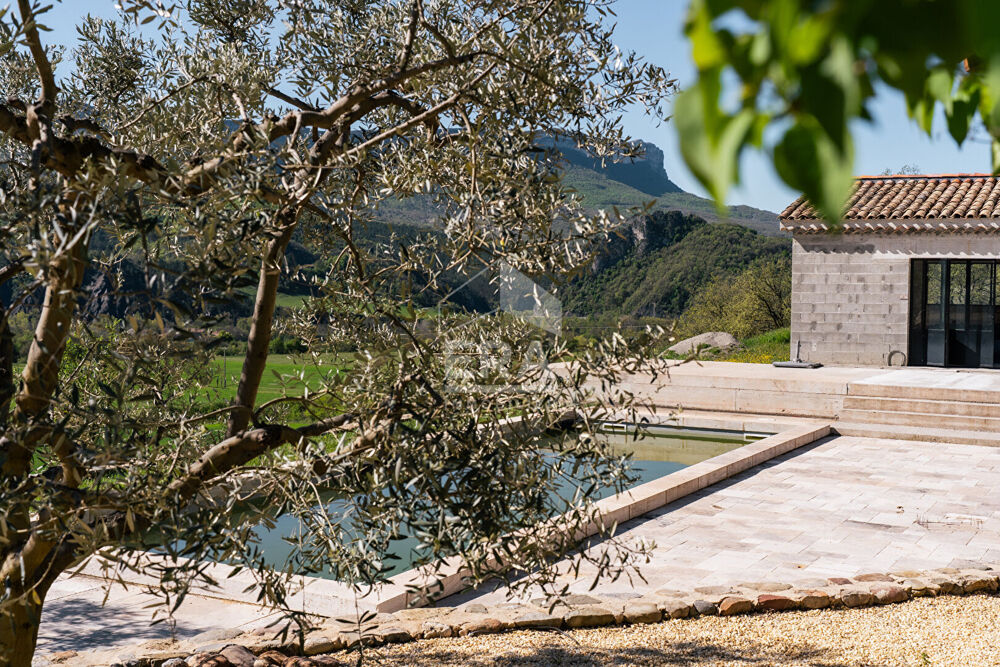 � vendre  Maison Sisteron (04200)