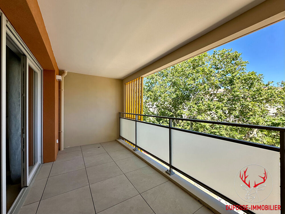 Vente Appartement Appartement Six Fours Les Plages 3 pièce(s) 62.2 m2 + Terrasse et parking Six fours les plages