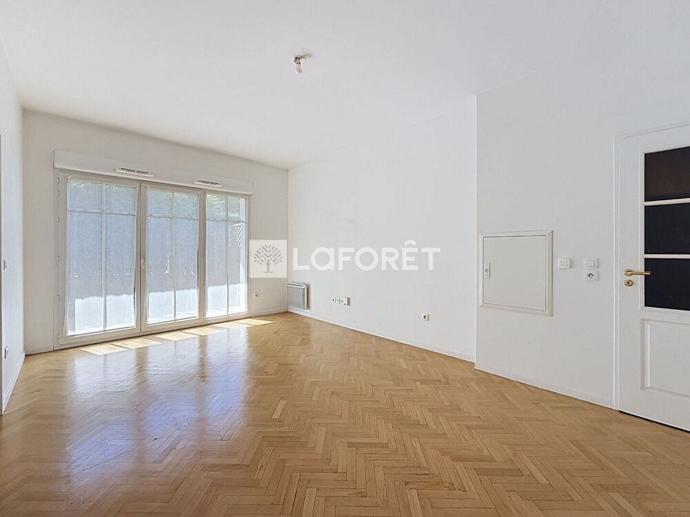 Vente Appartement Appartement Le Plessis Robinson 3 pièces 63 m2 Le plessis robinson