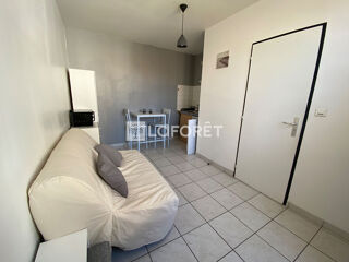  Appartement à louer 1 pièce 14 m²